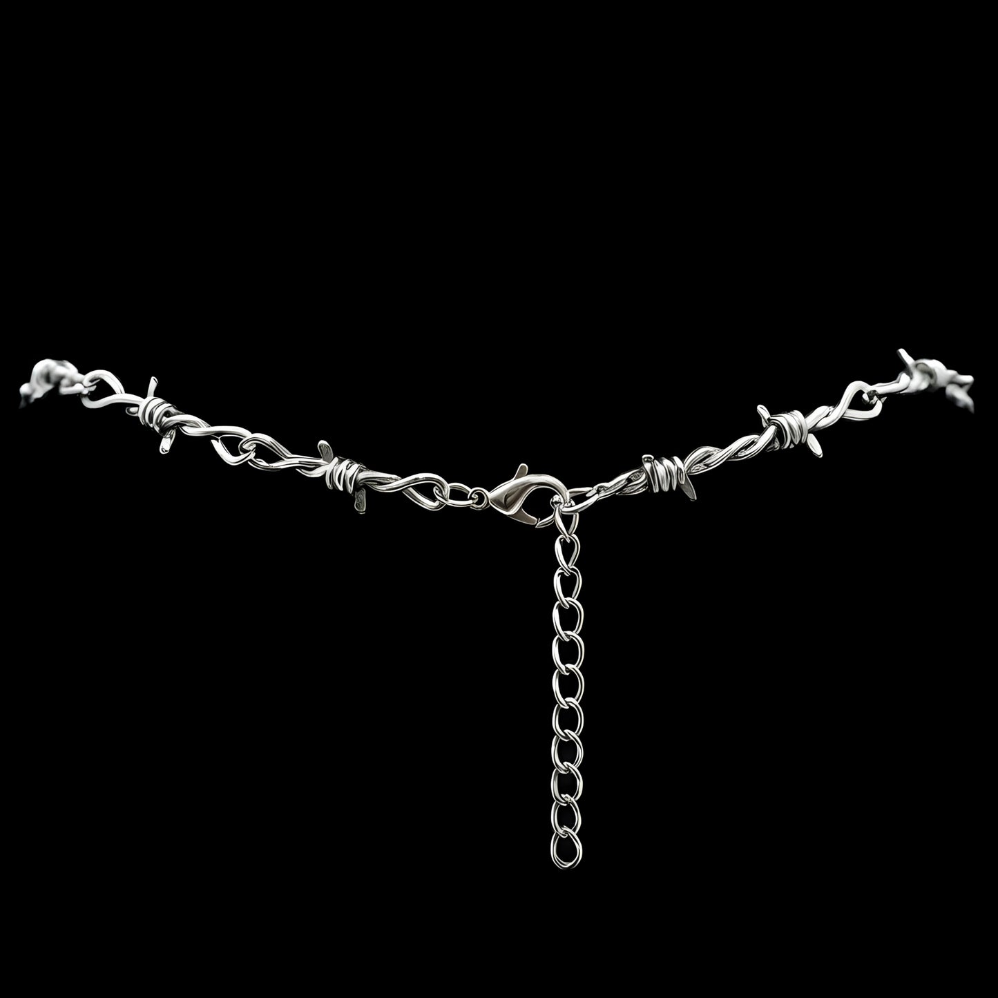 BARBED HEART – NECKLACE