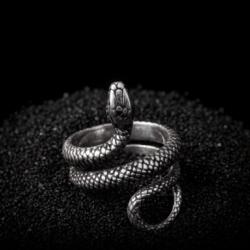 Black Serpent – Ring