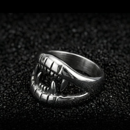 Claw – Ring