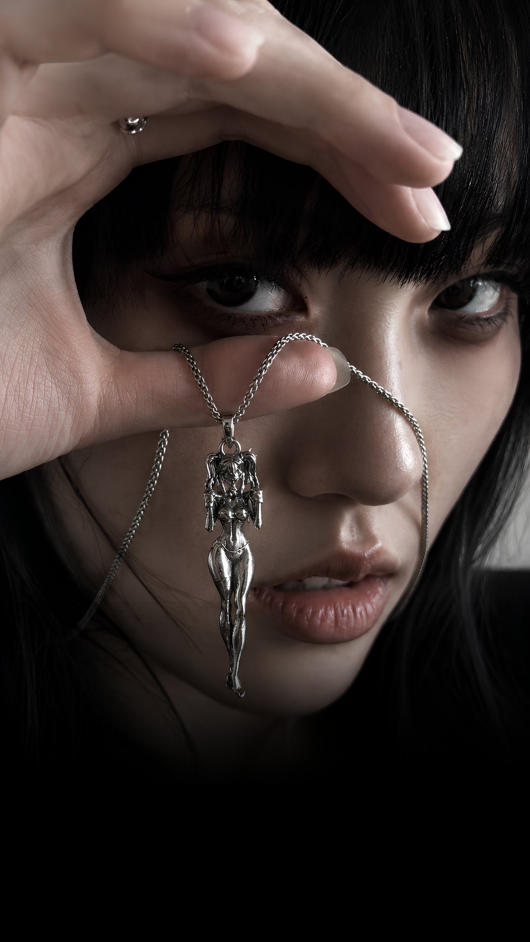 NOXARA.EXE – NECKLACE