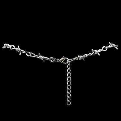 Barbed Heart – Necklace